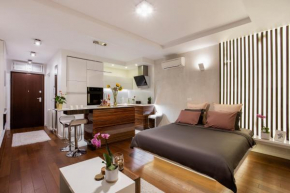  Bright, Stylish Luxury Studio LEO in New Belgrade business district, WiFi, Netflix  Белград